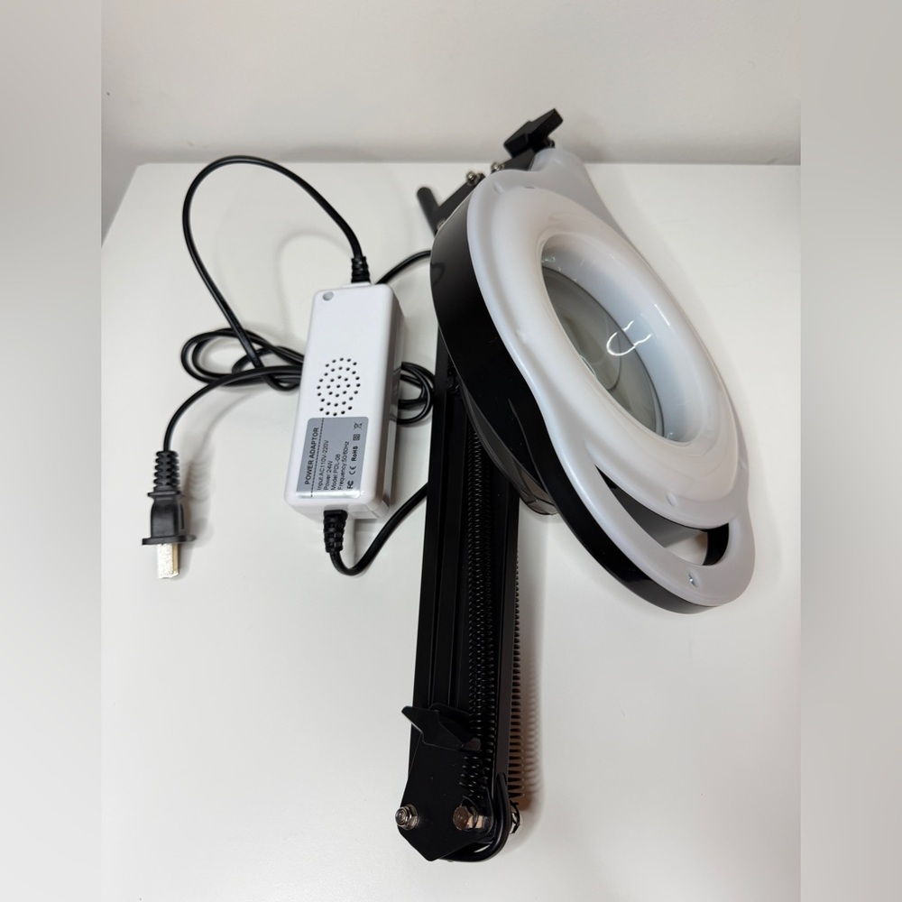 New LED Dimmable Magnifying Lamp with Clamp 2,200Lumens Bright Lighted 5-Diopter - Picture 1 of 7